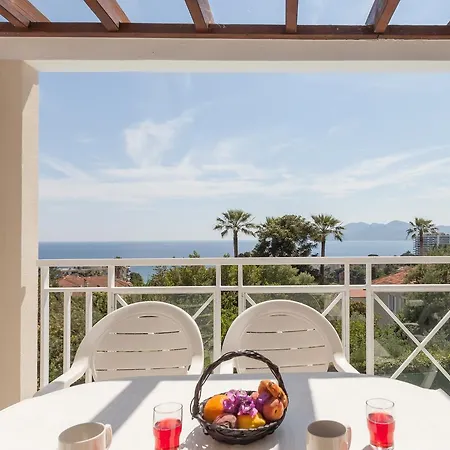 Francia Ii Lejlighedshotel 3*