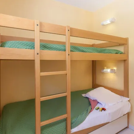 Francia Ii Hotel apartamentowy 3*